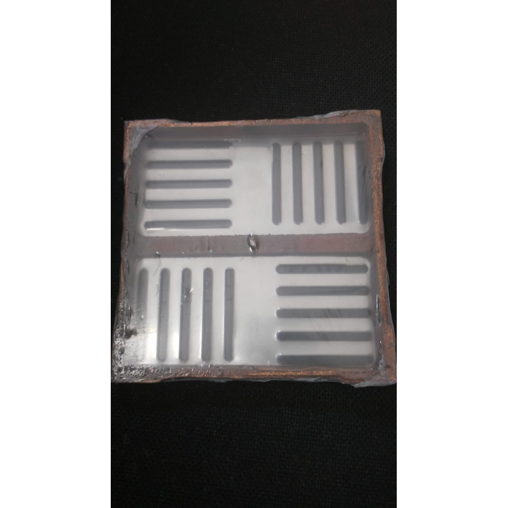 GRADE DE FUNDO MONTSERRAT TRADICIONAL 15X15 INOX