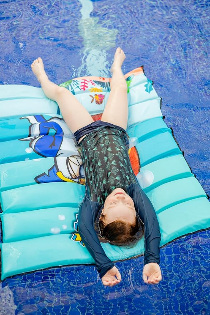 TAPETE FLUTUANTE NASH TUBARAO 1,30X1,00M