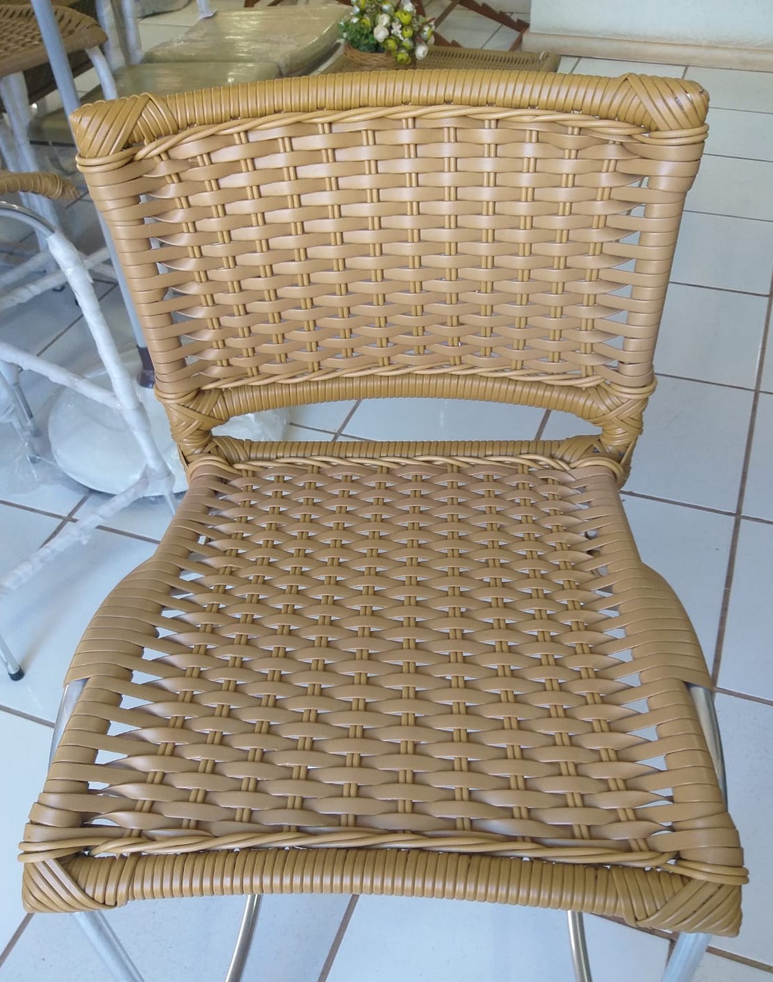 BRISA BANQUETA ALTA LEBLON ALUMINIO C/ FIBRA SINTETICA